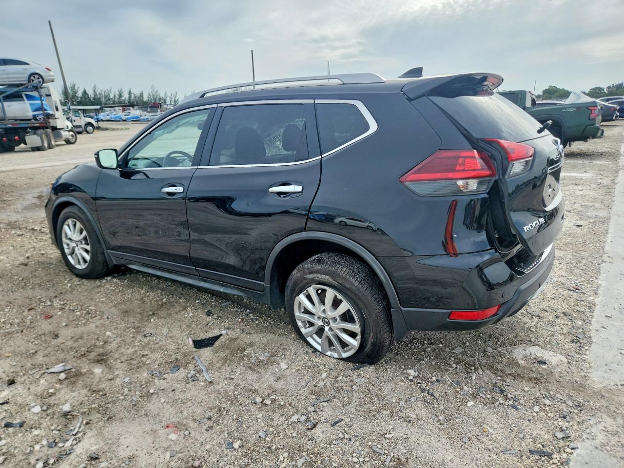 2020 NISSAN ROGUE SV — снимка 2