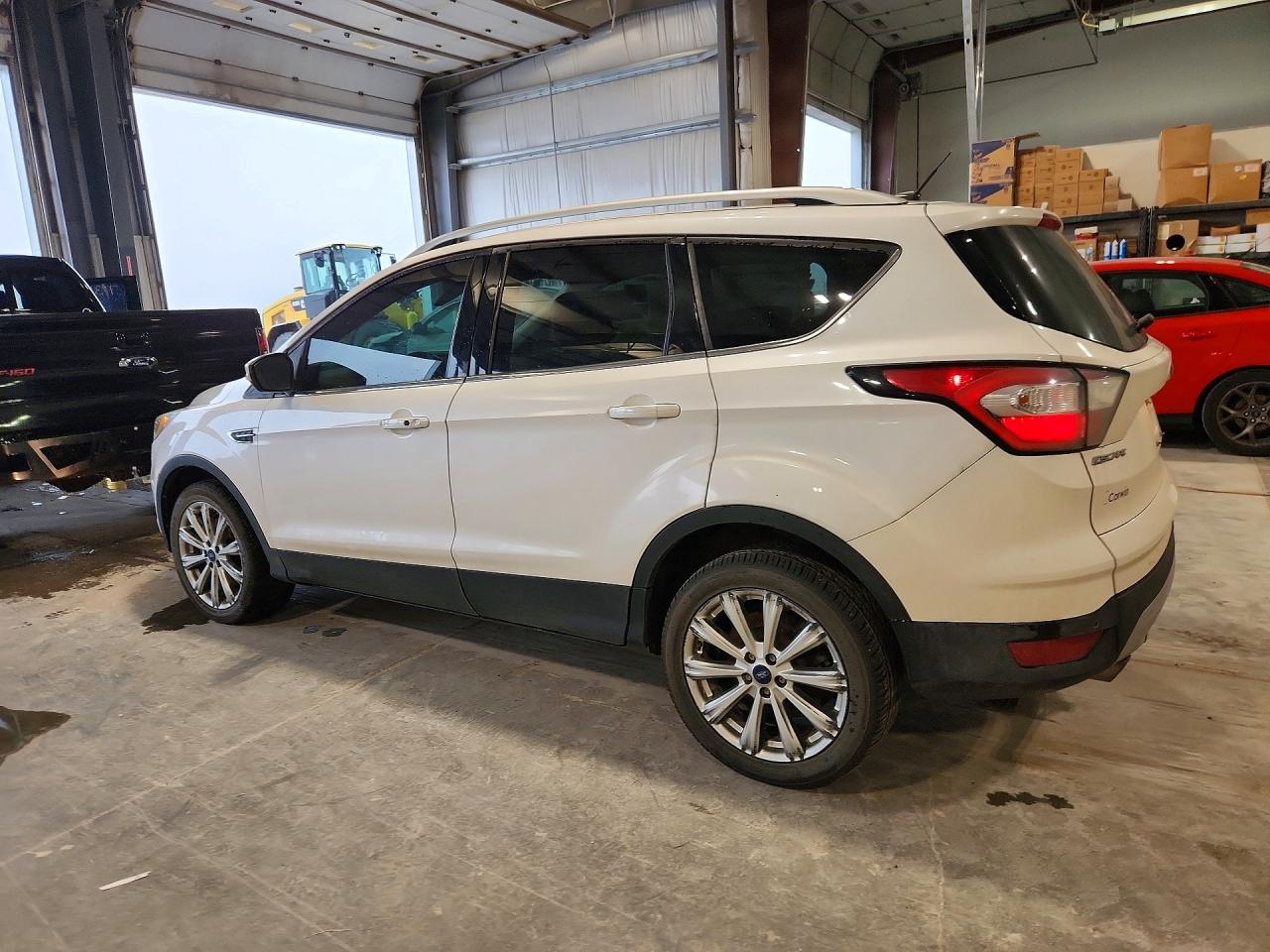 2017 FORD ESCAPE TITANIUM — снимка 2