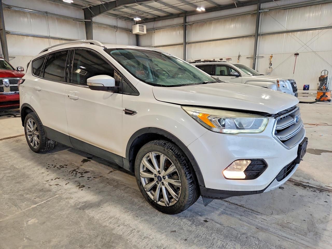 2017 FORD ESCAPE TITANIUM — снимка 4