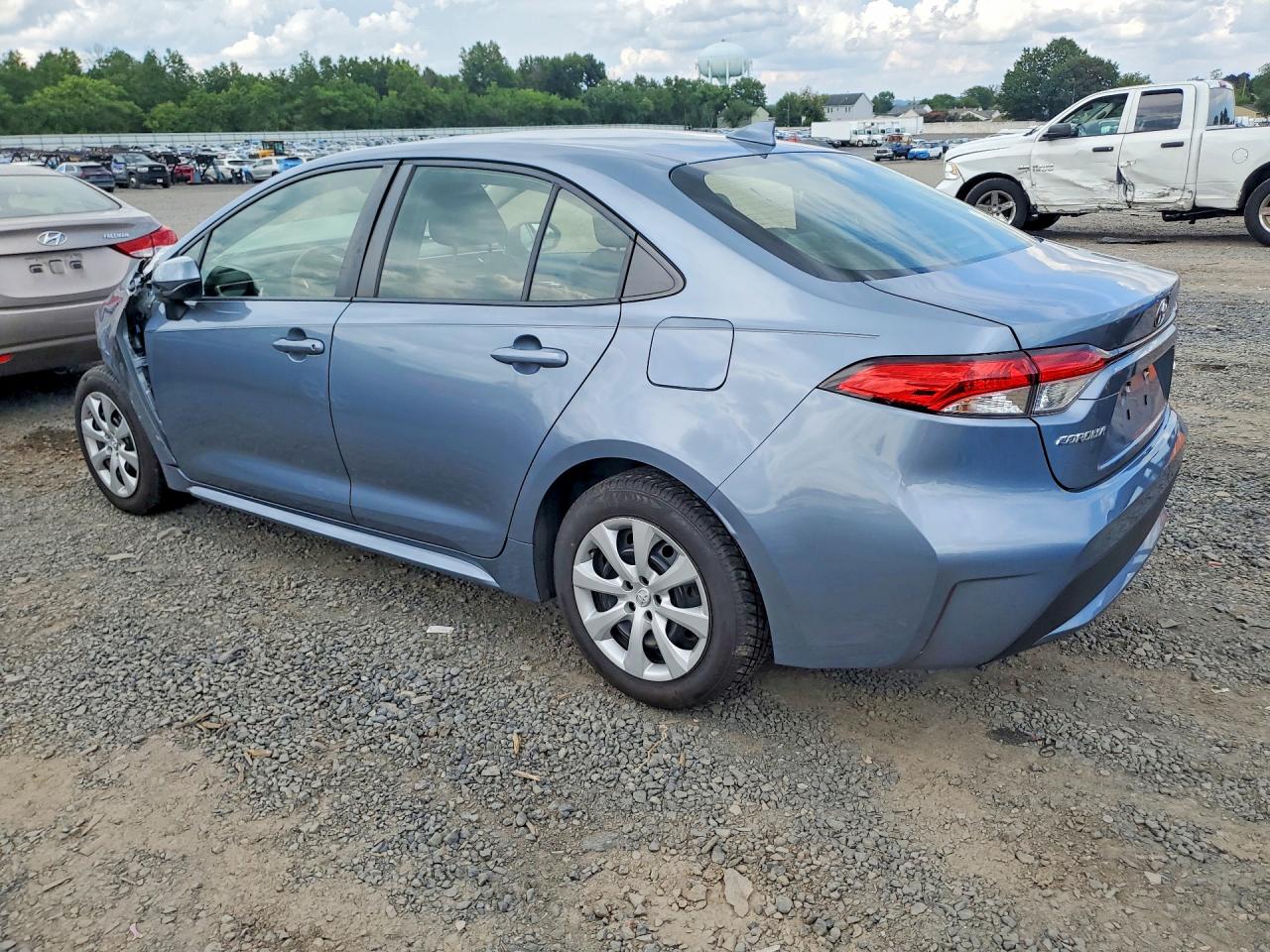 2021 TOYOTA COROLLA LE — снимка 2