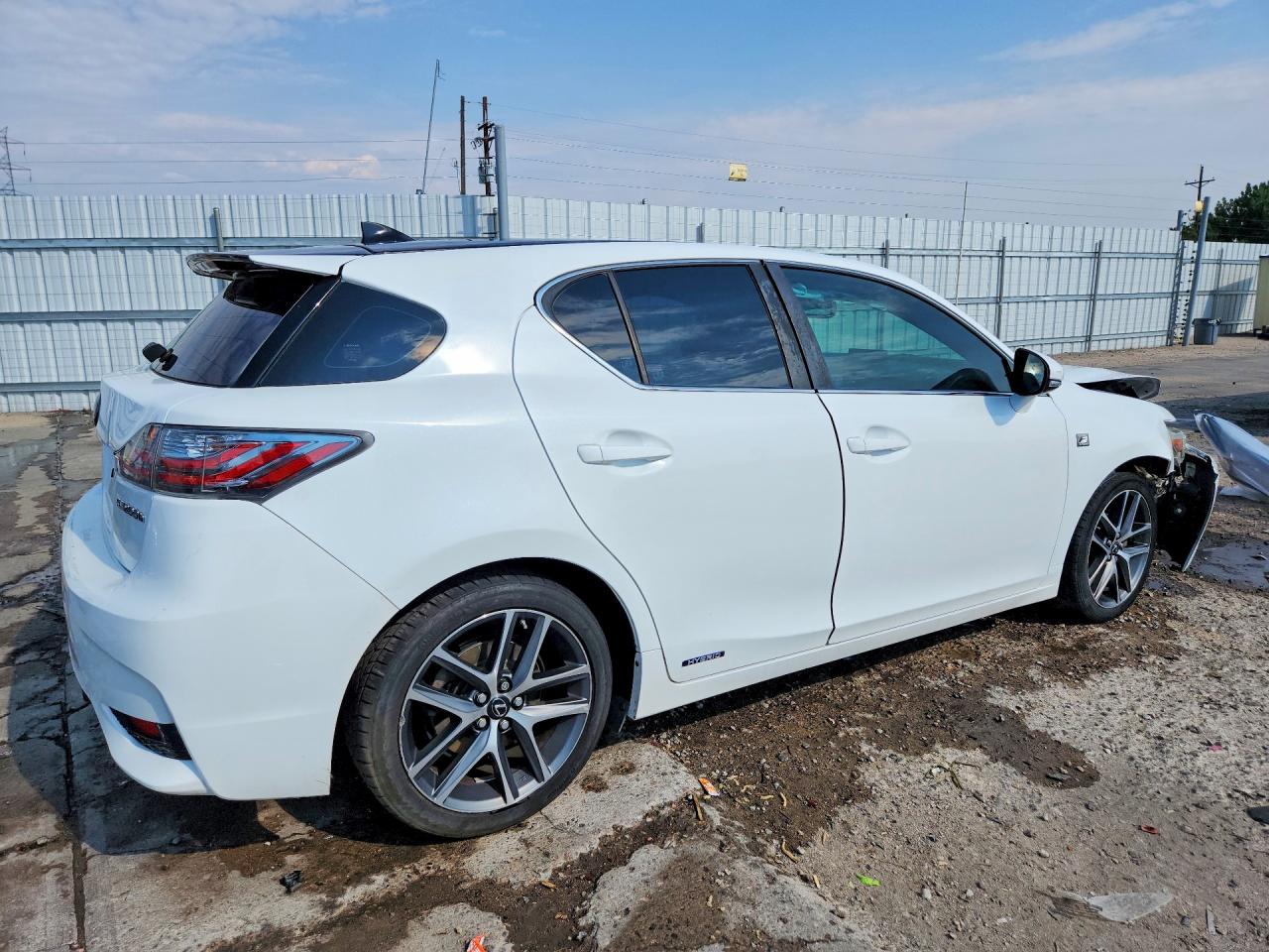 2015 LEXUS CT 200 — снимка 3
