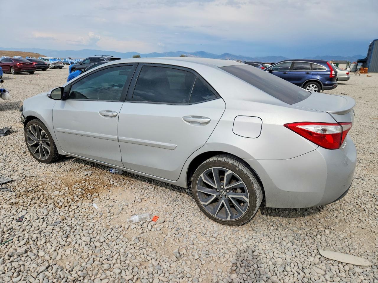 2015 TOYOTA COROLLA S PLUS — снимка 2