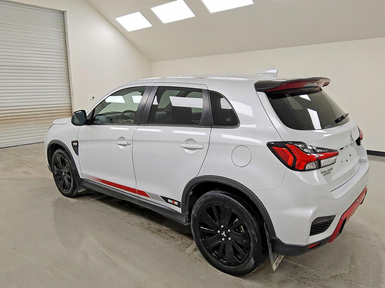 2024 MITSUBISHI OUTLANDER SPORT S/SE — снимка 2