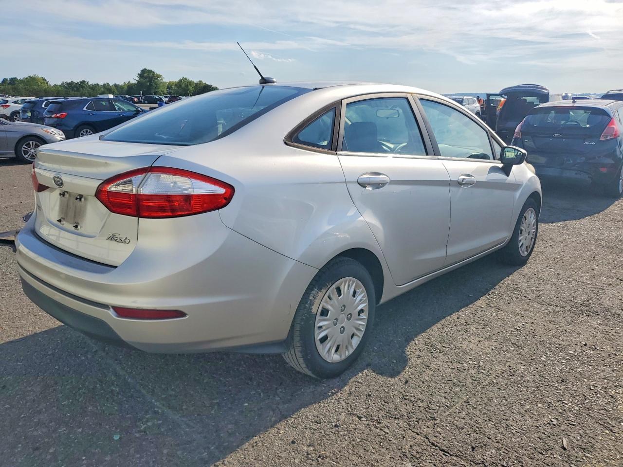 2015 FORD FIESTA S — снимка 3