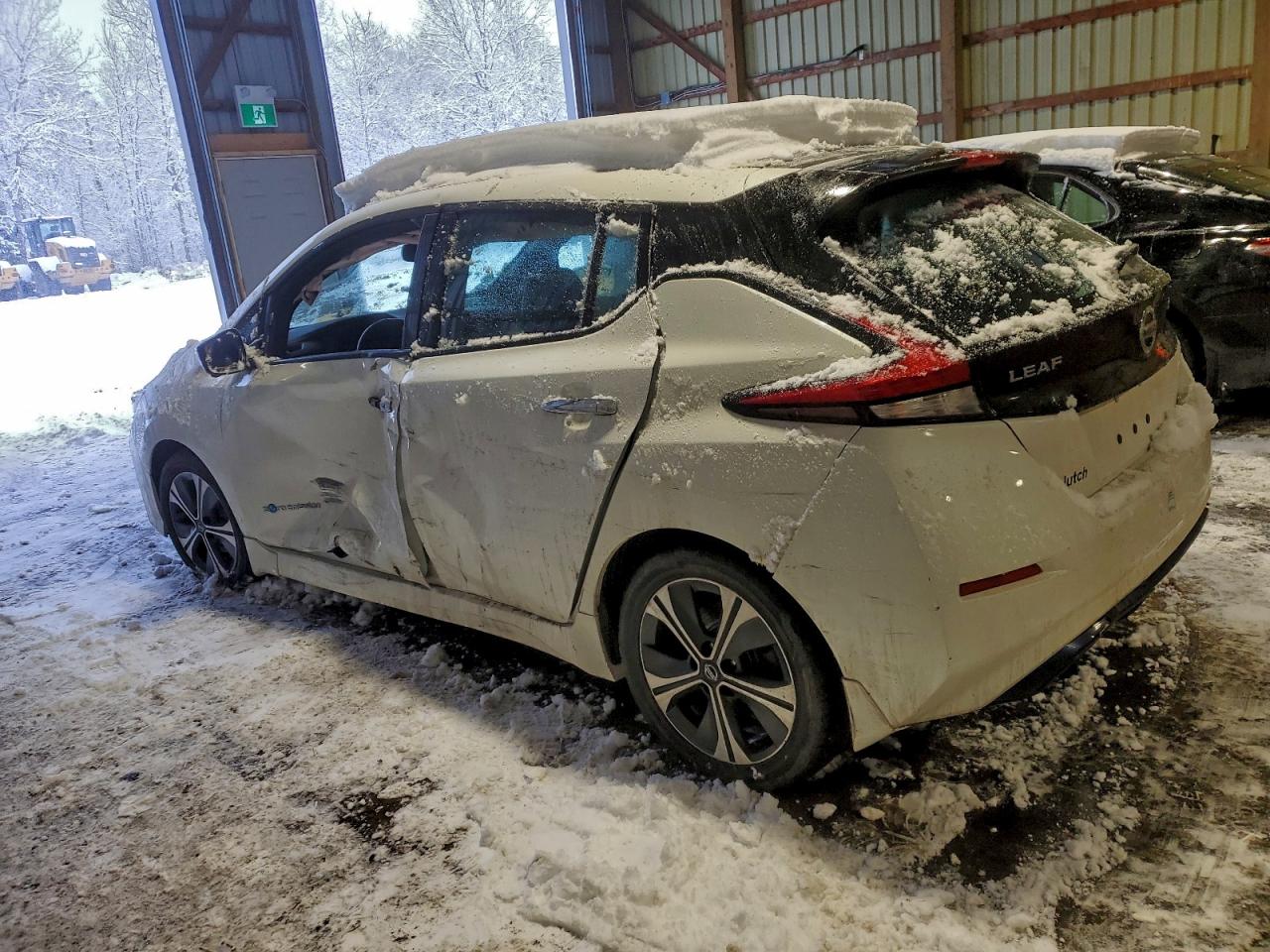 2018 NISSAN LEAF S — снимка 2