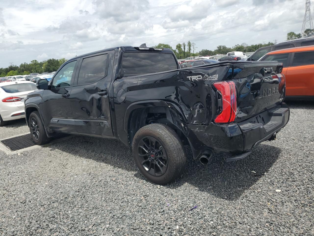 2025 TOYOTA TUNDRA PLATINUM HV — снимка 2