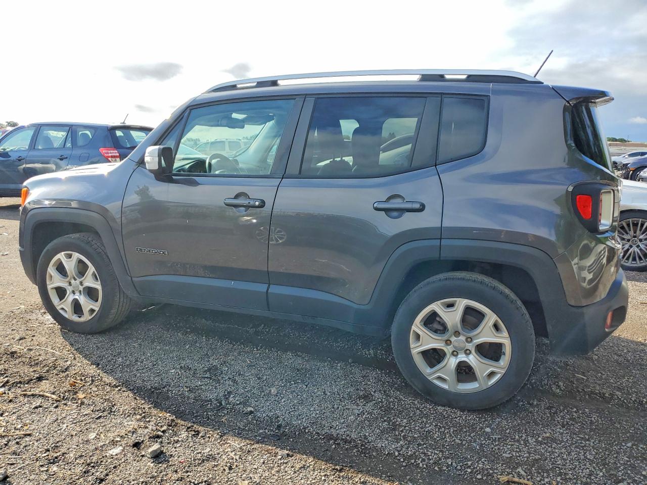 2017 JEEP RENEGADE LIMITED — снимка 2