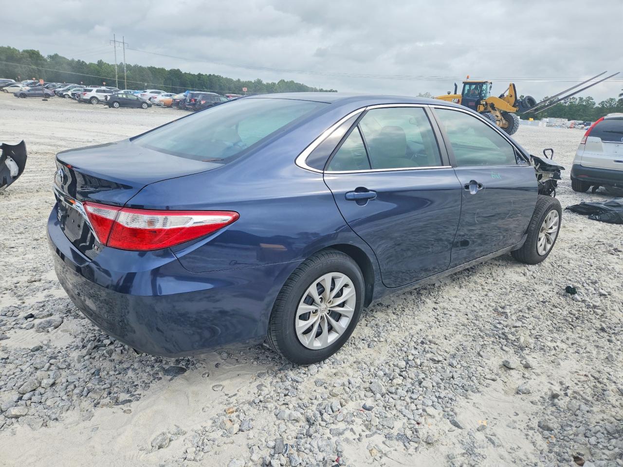 2016 TOYOTA CAMRY LE — снимка 3