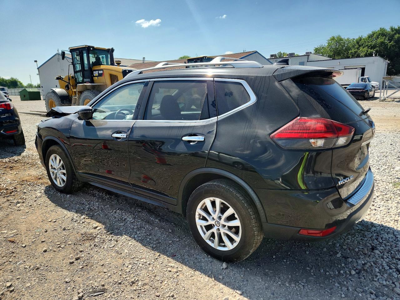 2017 NISSAN ROGUE SV — снимка 2