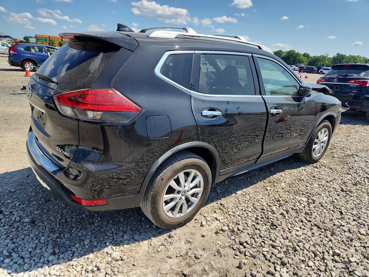 2017 NISSAN ROGUE SV — снимка 3