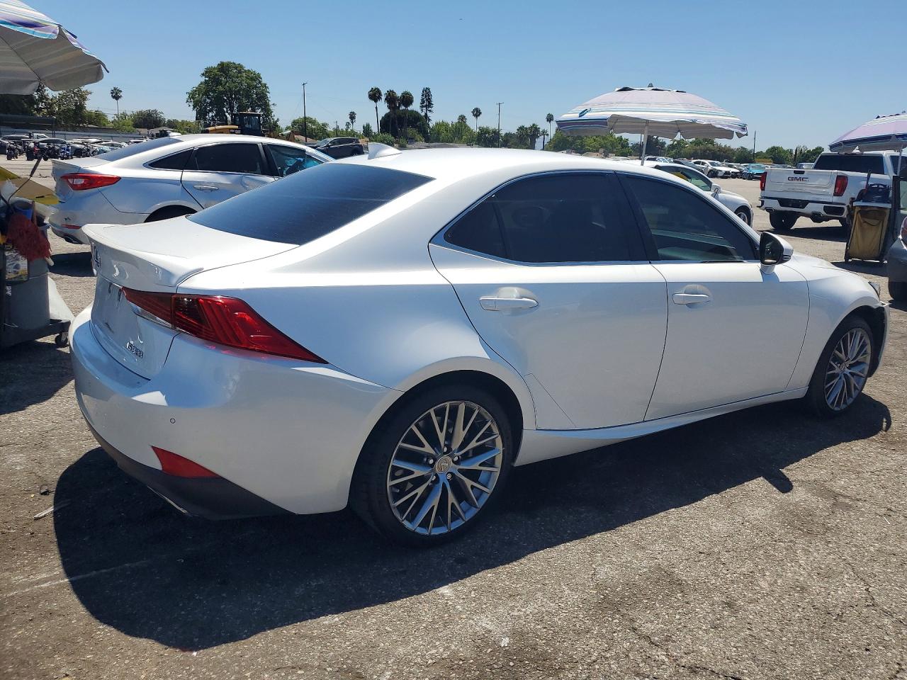 2018 LEXUS IS 300 — снимка 3
