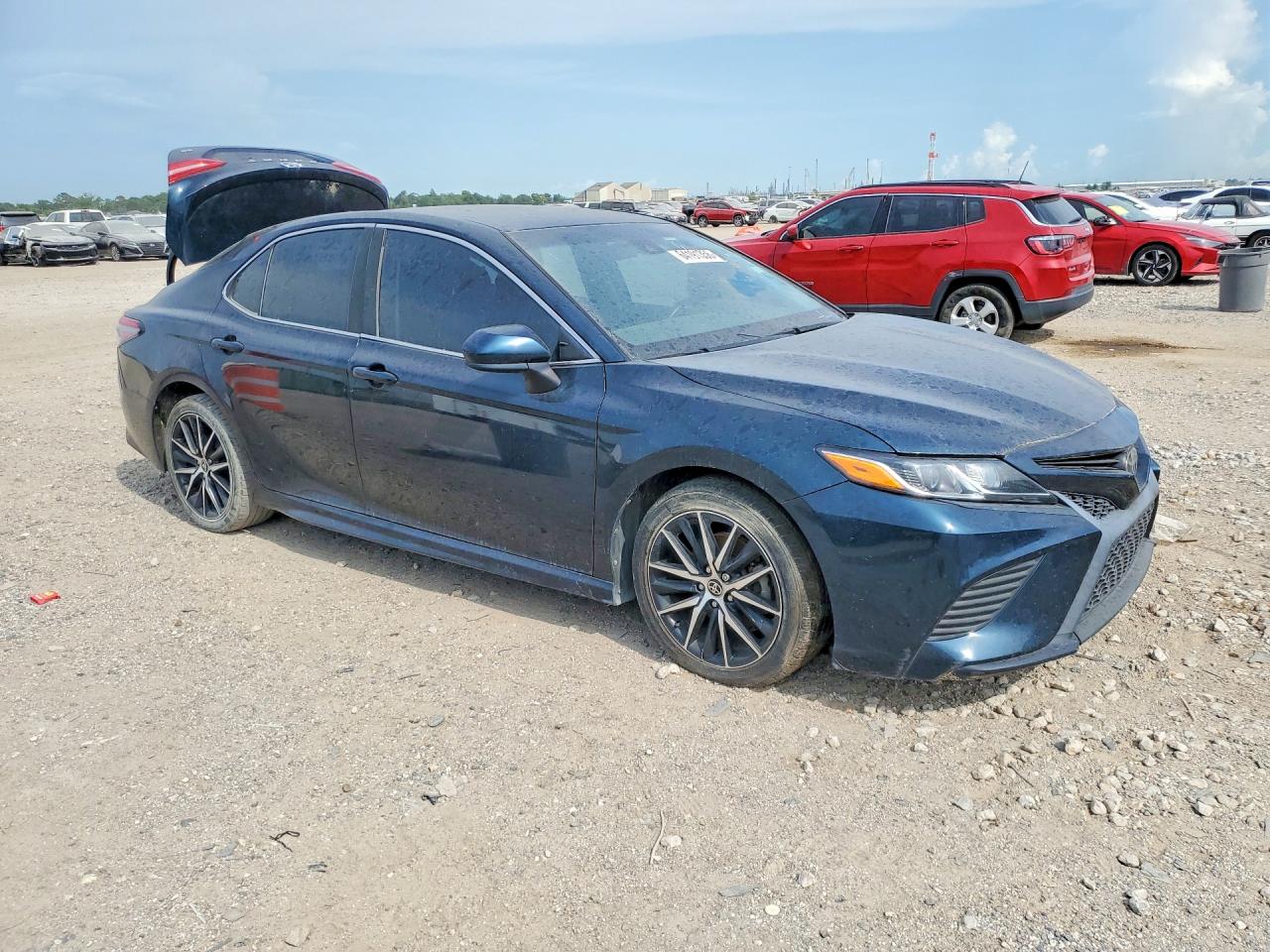 2019 TOYOTA CAMRY SE — снимка 4