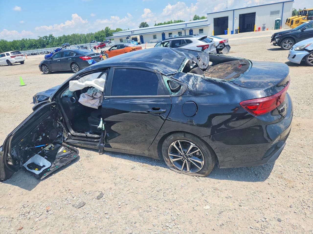 2024 KIA FORTE LXS — снимка 2
