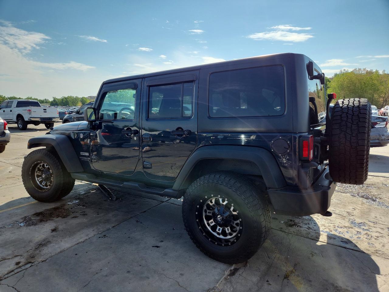2017 JEEP WRANGLER UNLIMITED SPORT — снимка 2