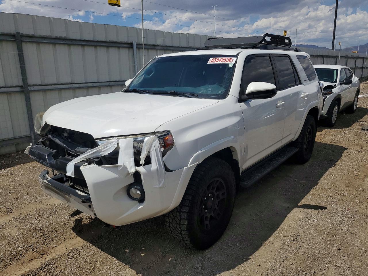 2017 TOYOTA 4RUNNER SR5