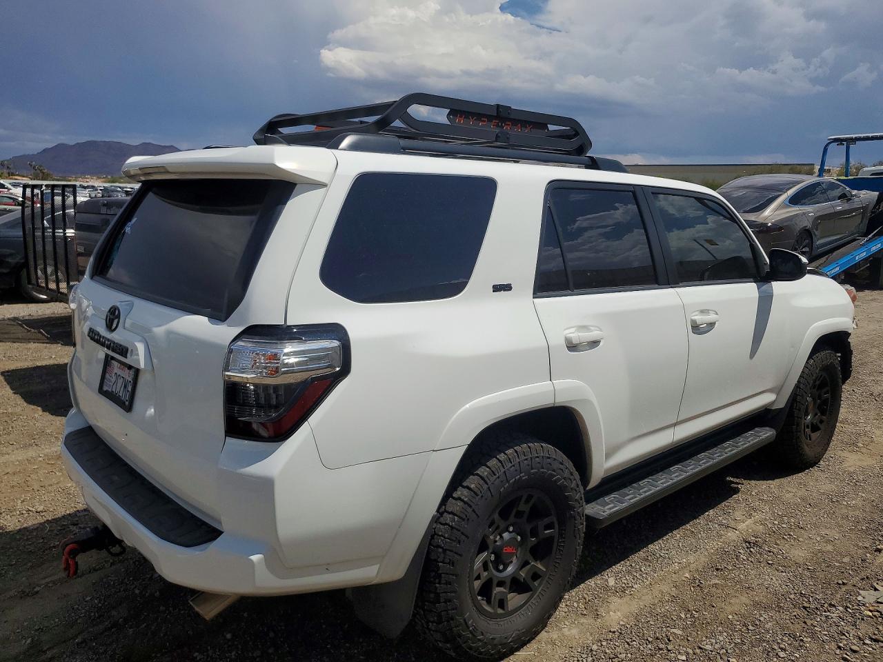 2017 TOYOTA 4RUNNER SR5 — снимка 3
