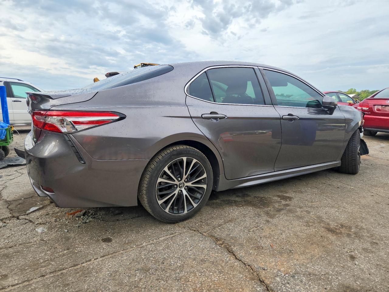 2018 TOYOTA CAMRY SE — снимка 3