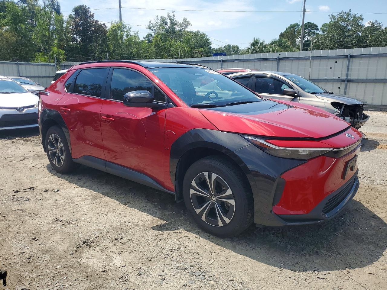 2023 TOYOTA BZ4X XLE — снимка 4