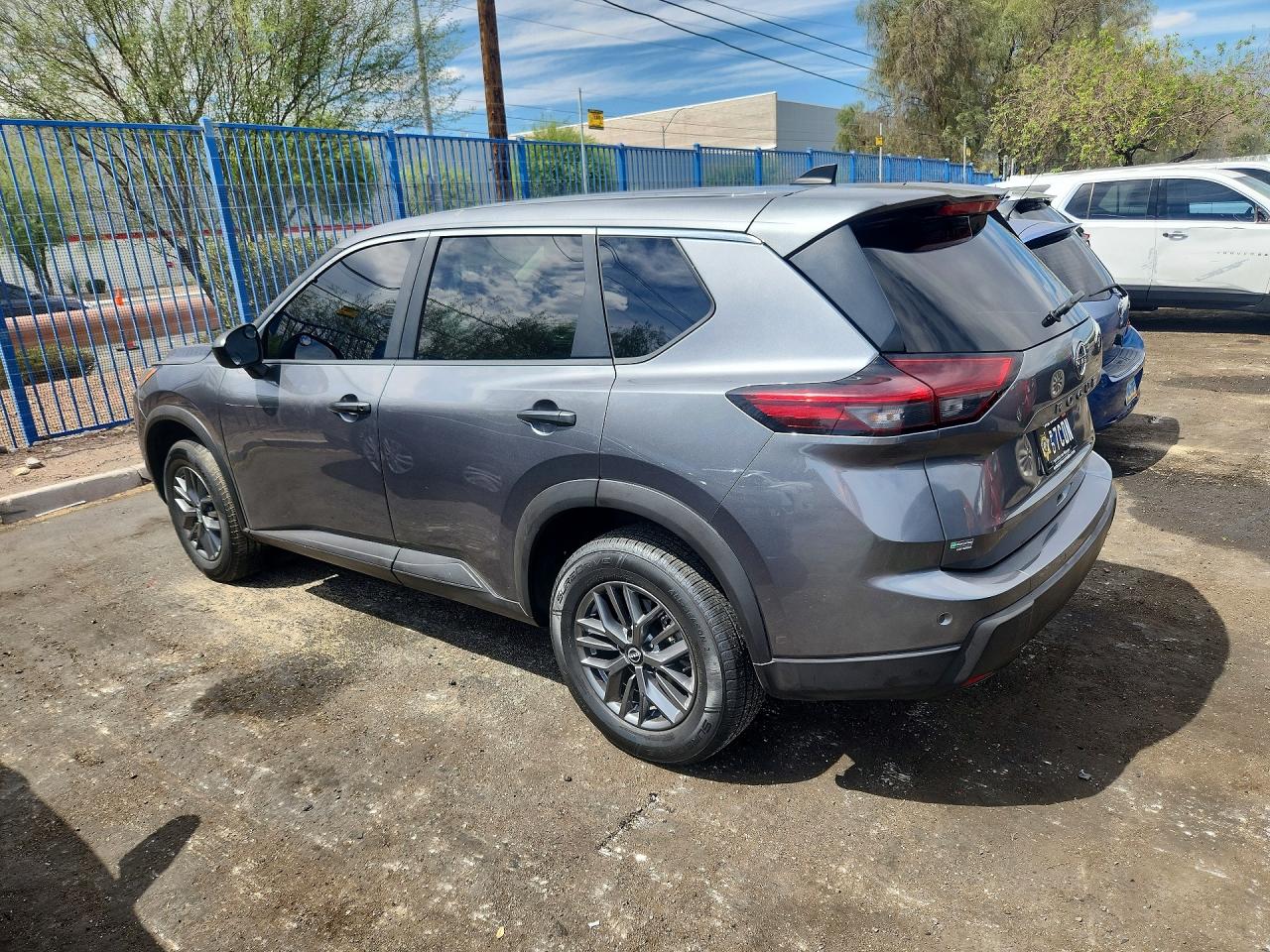 2024 NISSAN ROGUE S — снимка 2