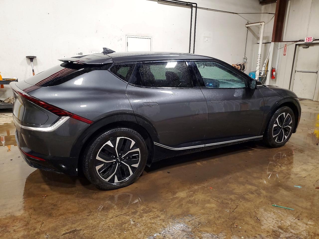 2023 KIA EV6 WIND — снимка 3