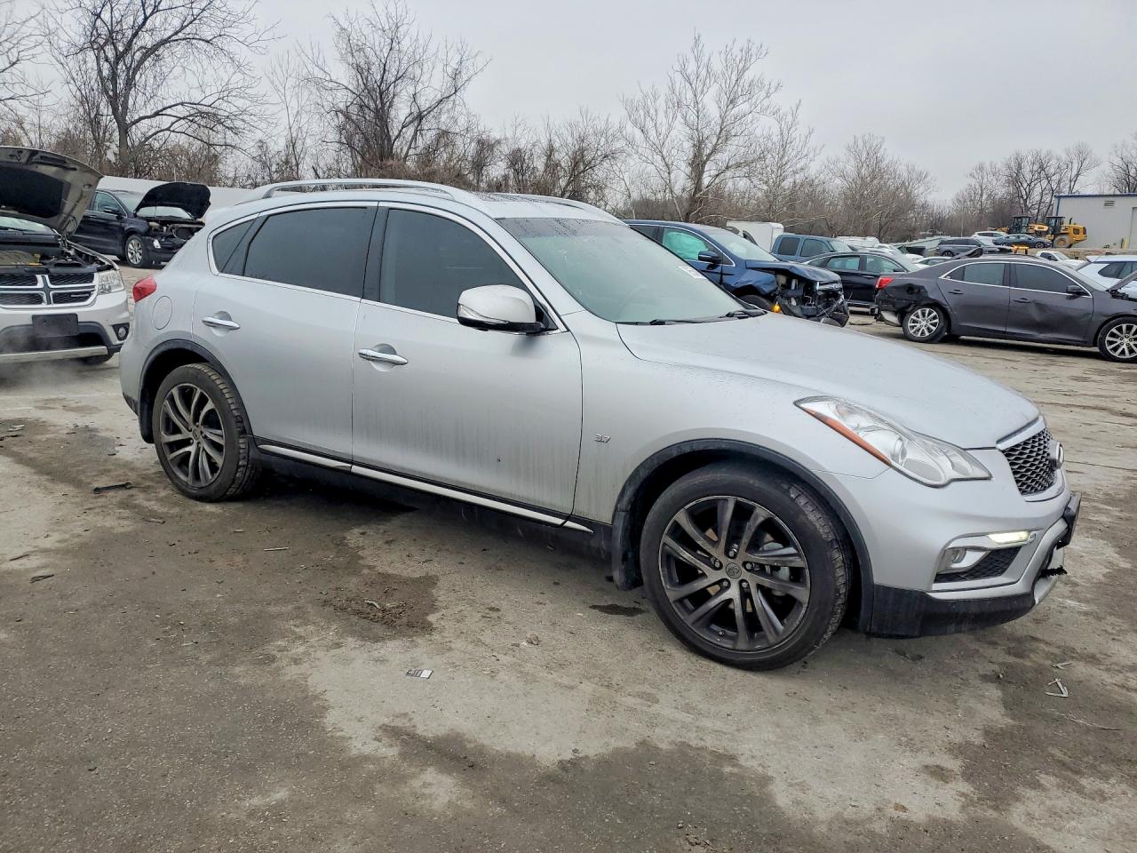 2017 INFINITI QX50 BASE — снимка 4