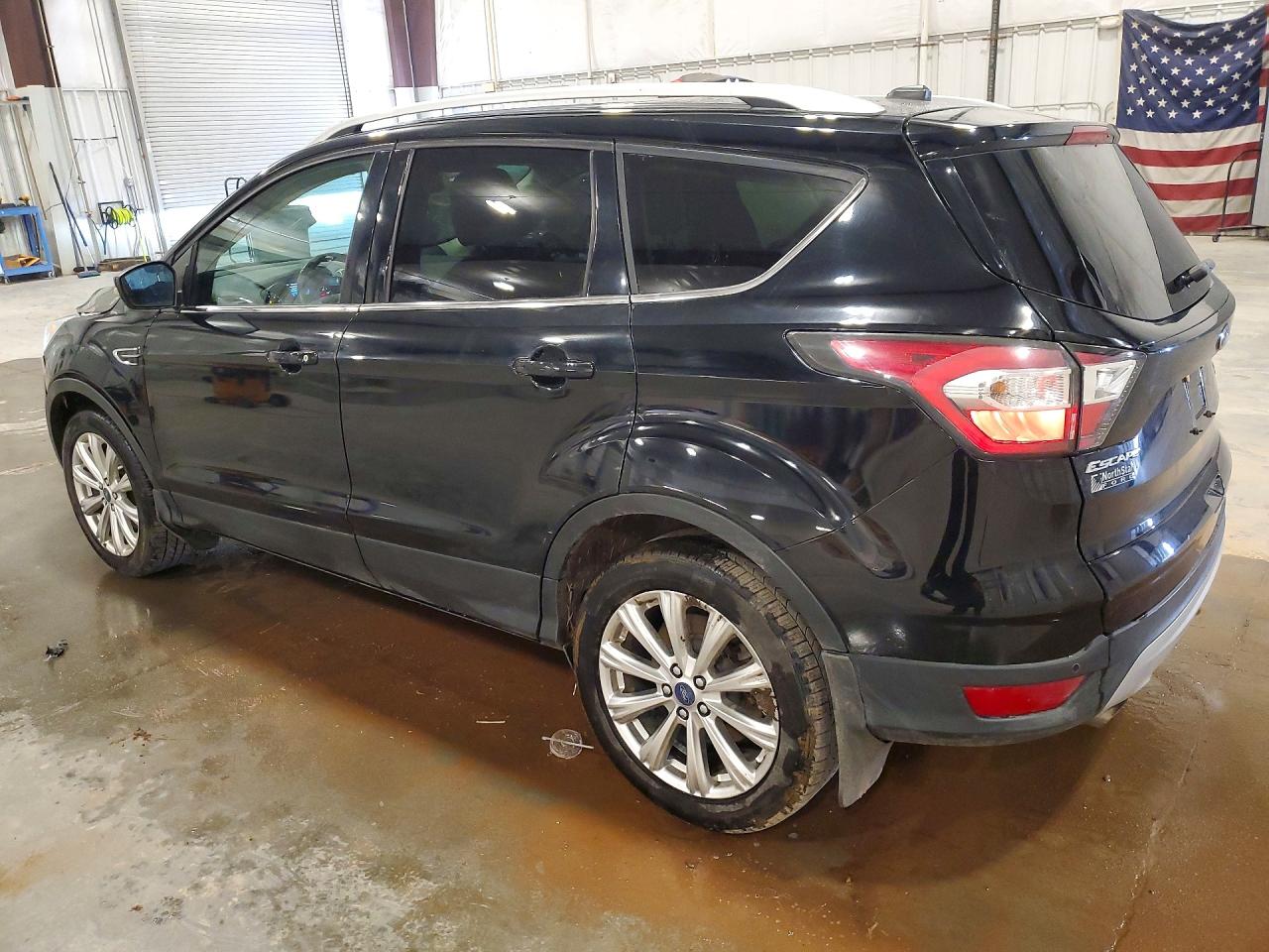 2017 FORD ESCAPE TITANIUM — снимка 2