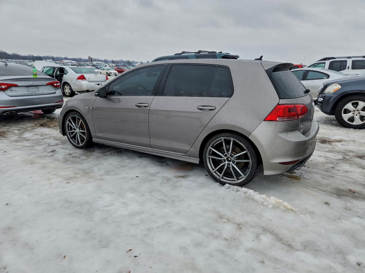 2017 VOLKSWAGEN GOLF R — снимка 2