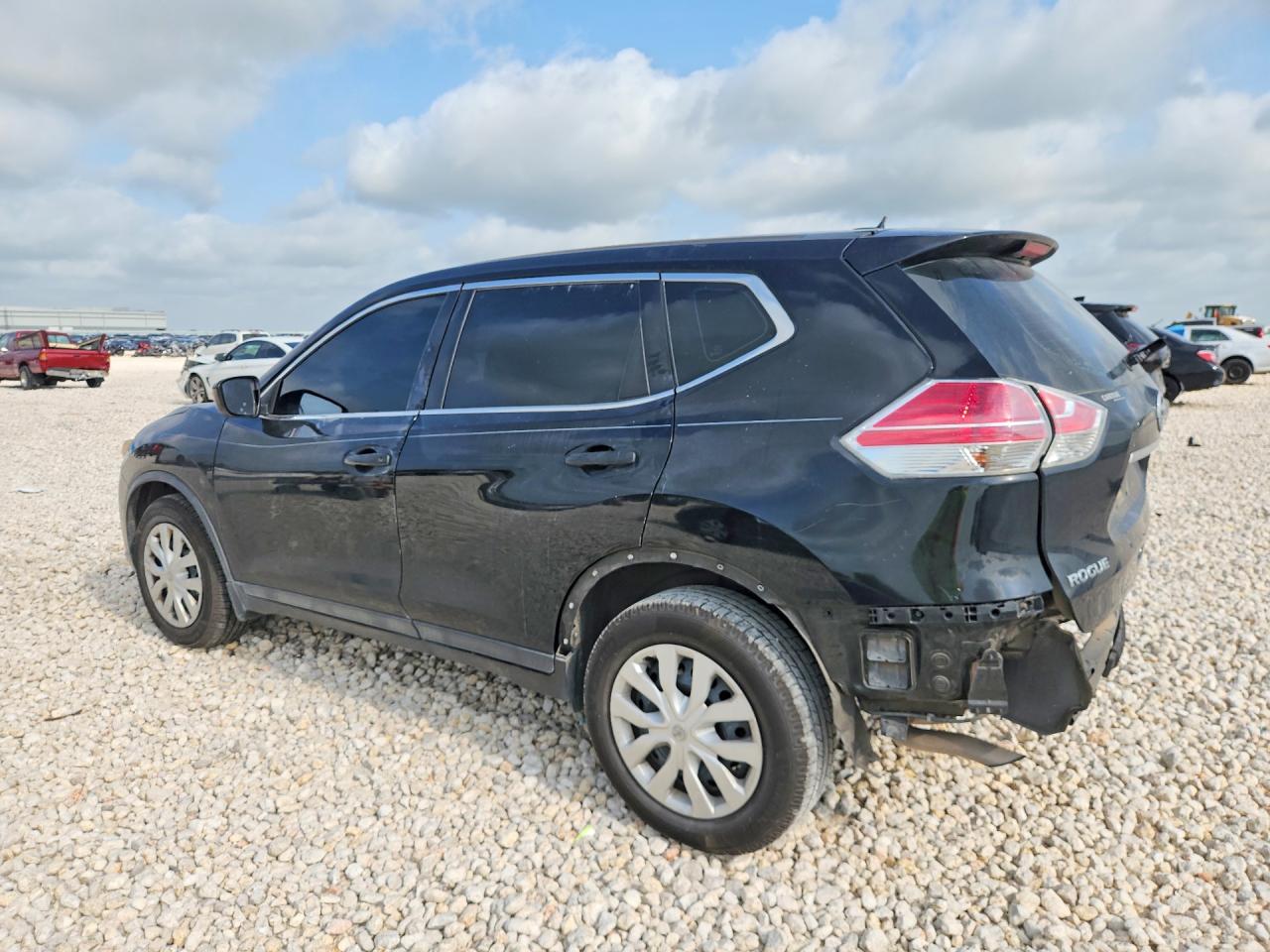 2016 NISSAN ROGUE S — снимка 2