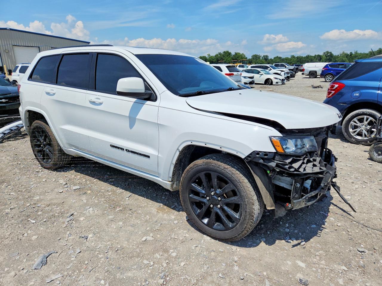 2020 JEEP GRAND CHEROKEE LAREDO — снимка 4