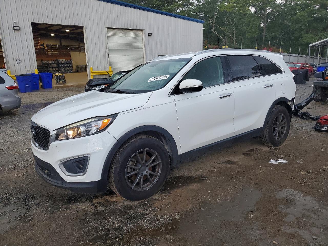2017 KIA SORENTO LX