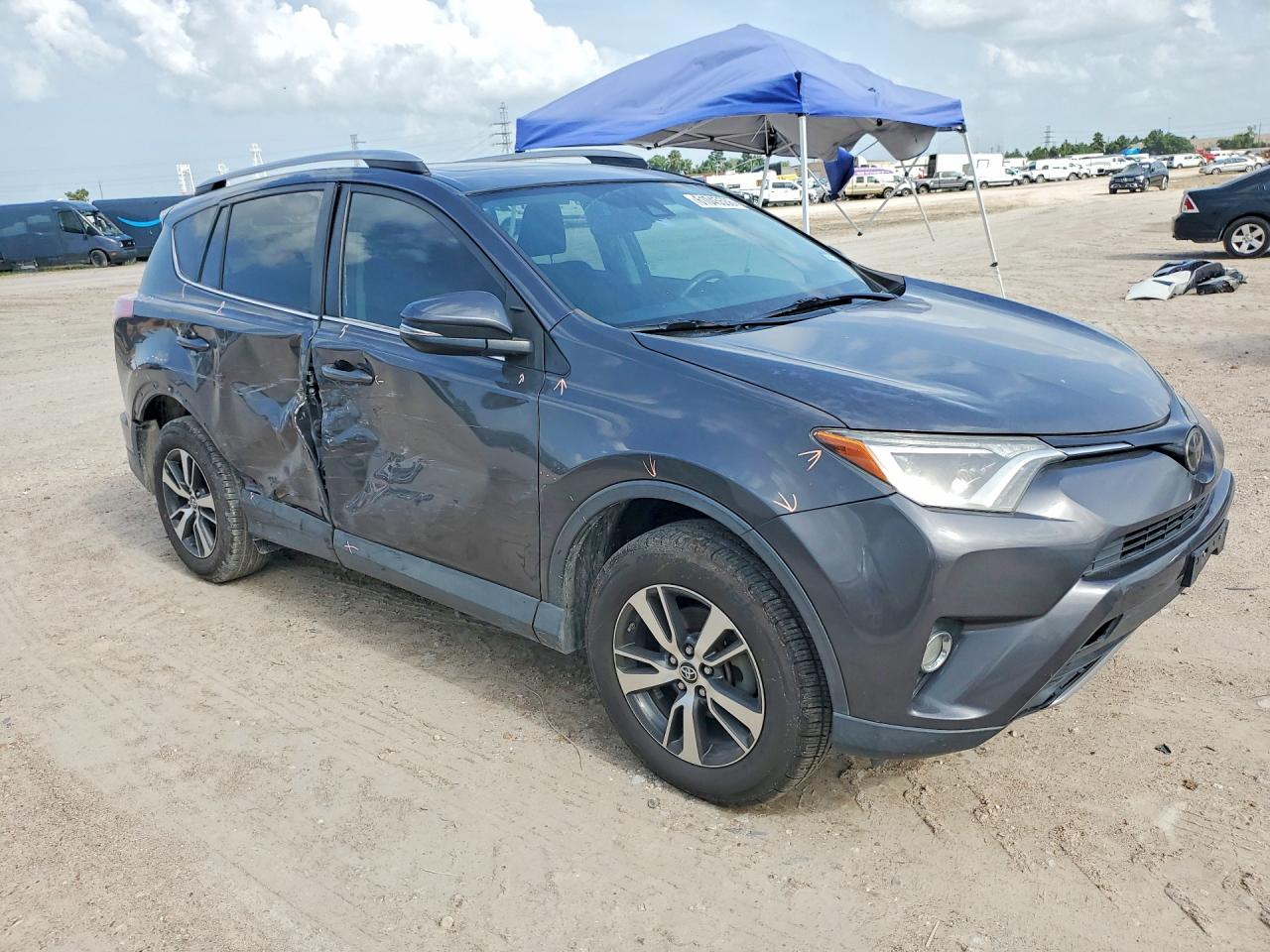 2018 TOYOTA RAV4 XLE — снимка 4