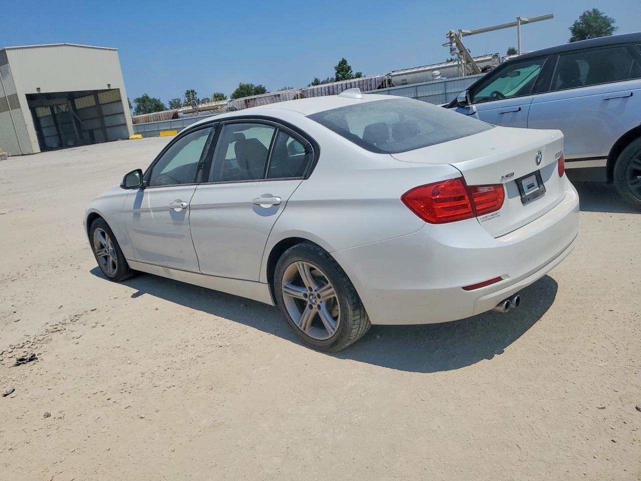 2014 BMW 328 XI — снимка 2