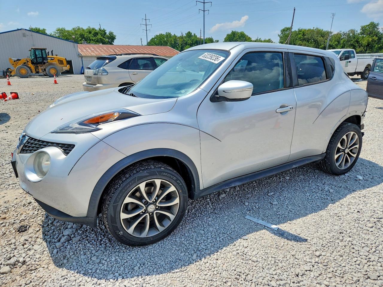 2017 NISSAN JUKE SV