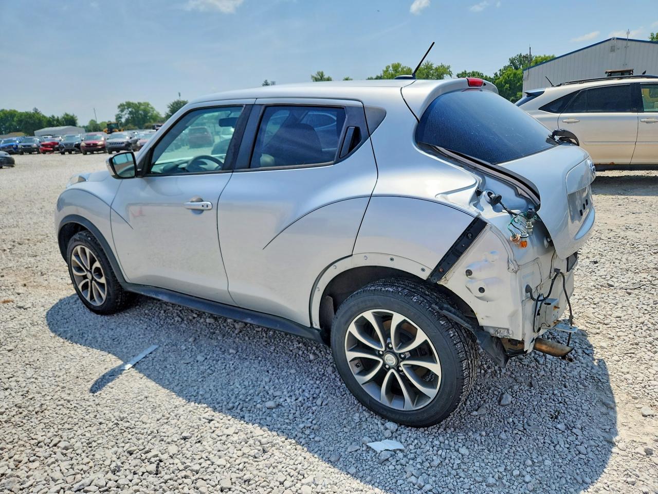 2017 NISSAN JUKE SV — снимка 2
