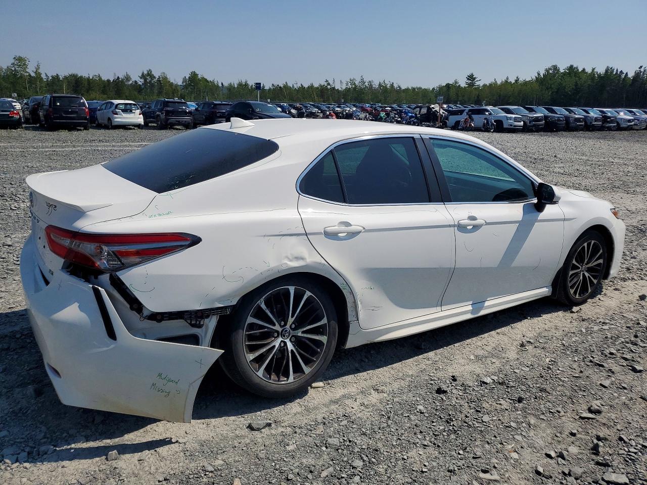 2019 TOYOTA CAMRY L — снимка 3