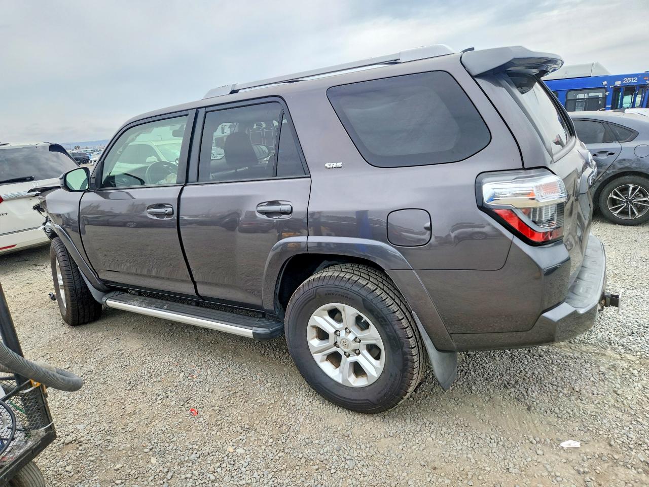 2017 TOYOTA 4RUNNER SR5 — снимка 2