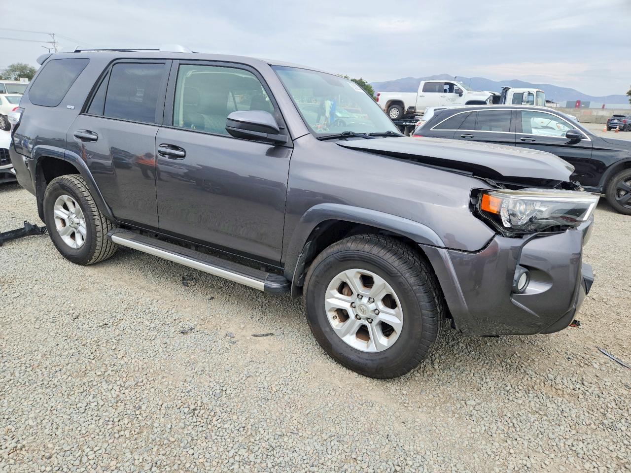 2017 TOYOTA 4RUNNER SR5 — снимка 4