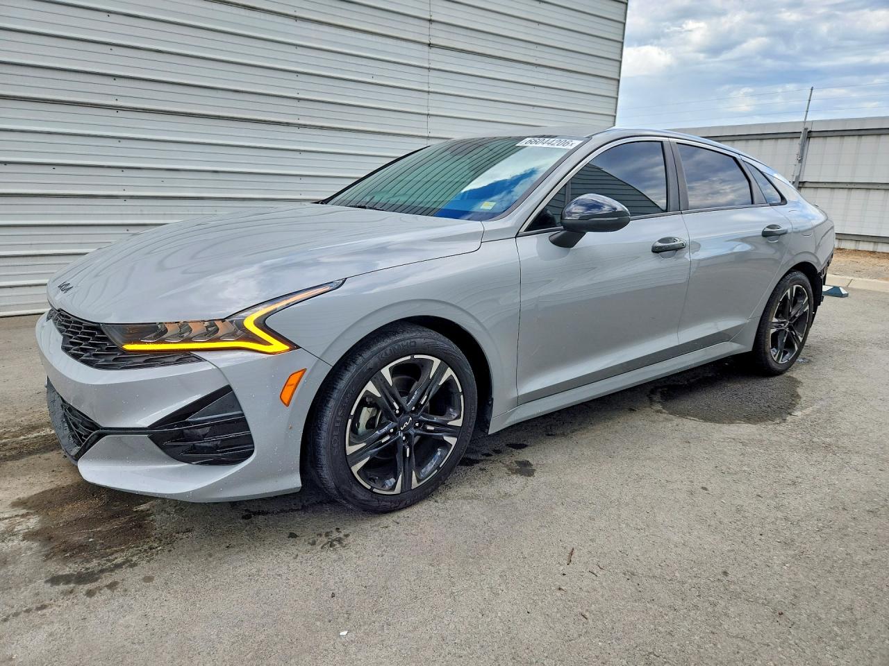 2022 KIA K5 GT LINE