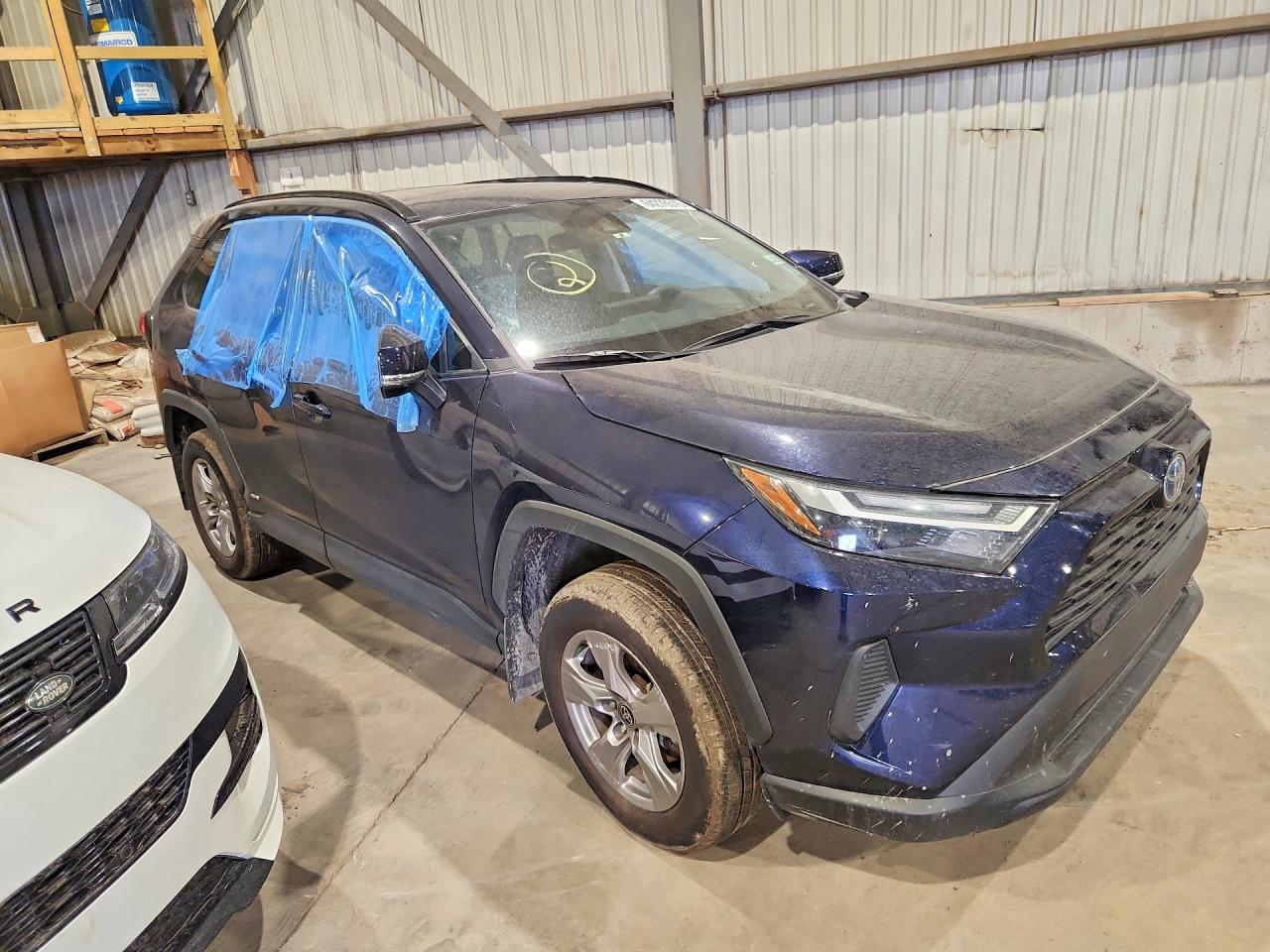 2023 TOYOTA RAV4 HYBRID XLE — снимка 4