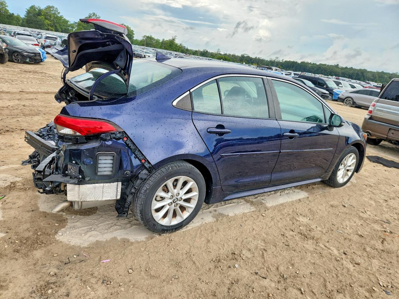 2022 TOYOTA COROLLA XLE — снимка 3