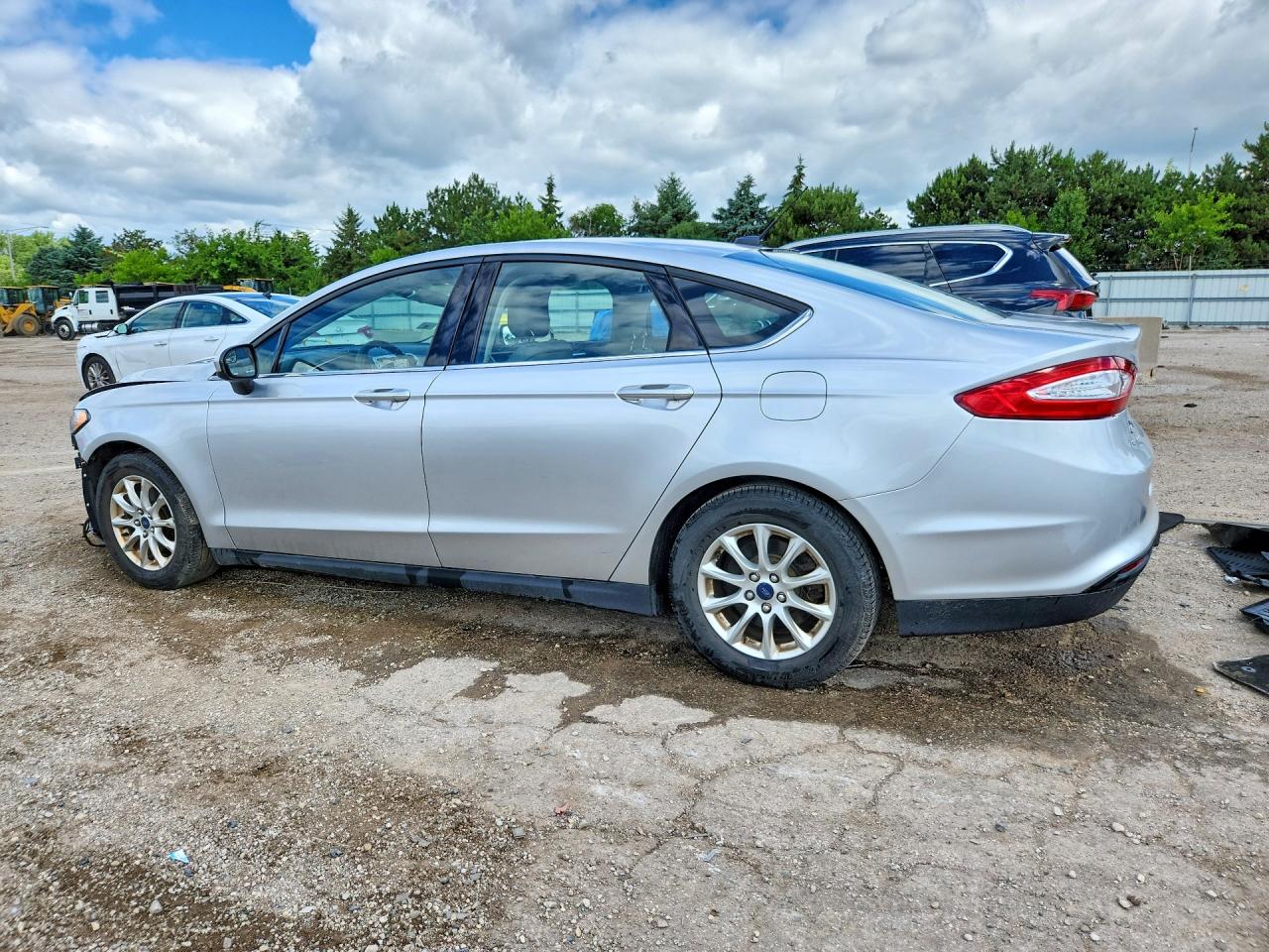 2015 FORD FUSION S — снимка 2