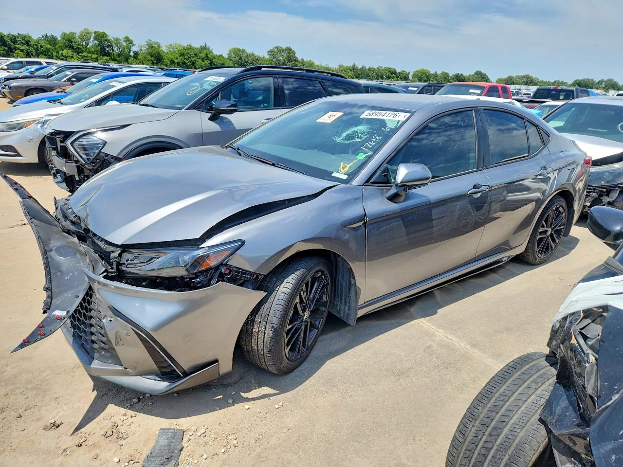 2026 TOYOTA CAMRY SE