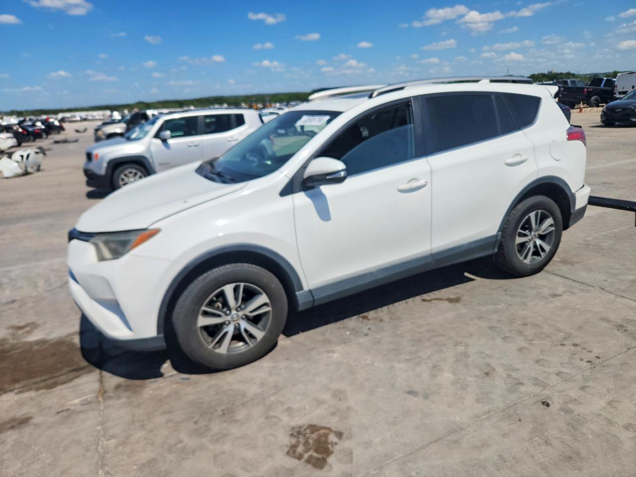 2018 TOYOTA RAV4 XLE