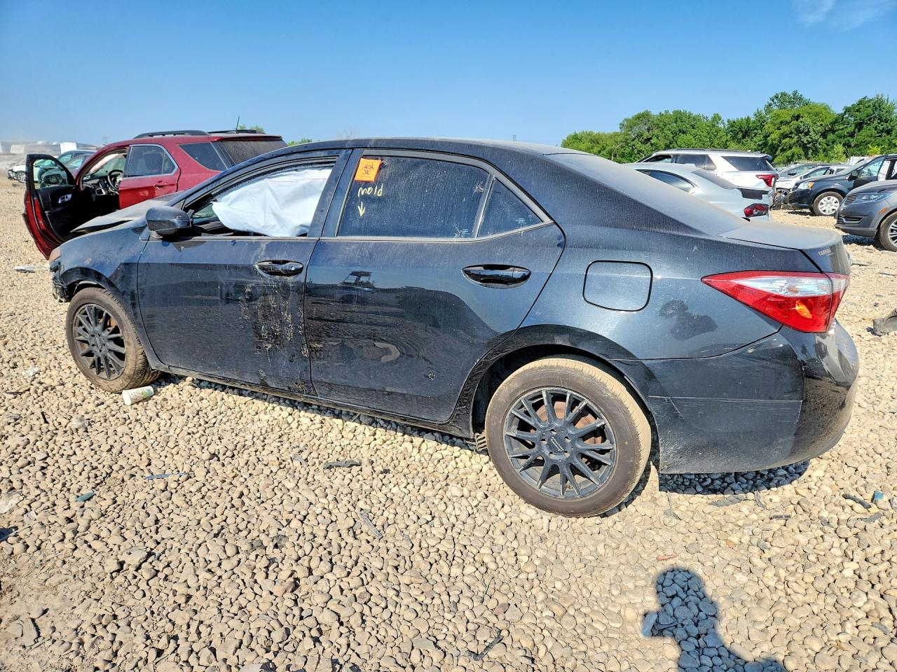 2015 TOYOTA COROLLA LE — снимка 2