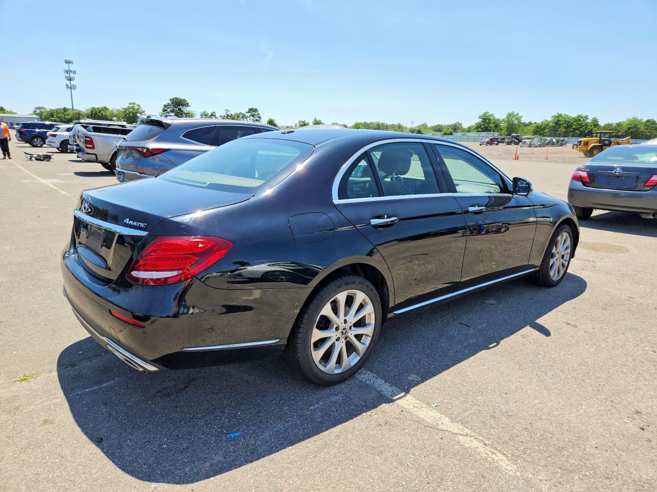 2018 MERCEDES-BENZ E 300 4MATIC — снимка 3