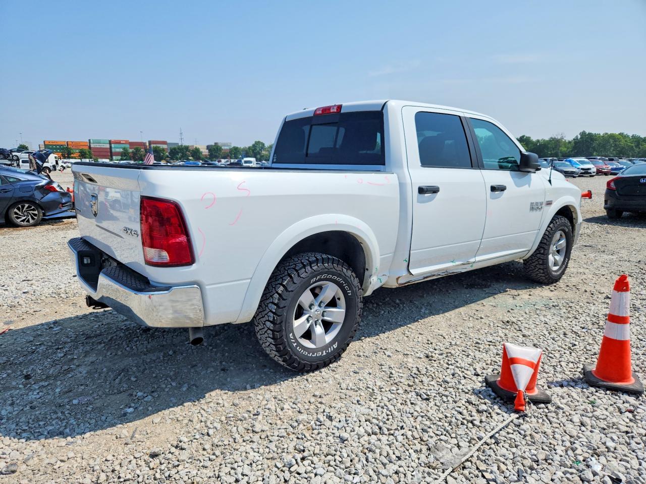 2018 RAM 1500 SLT — снимка 3