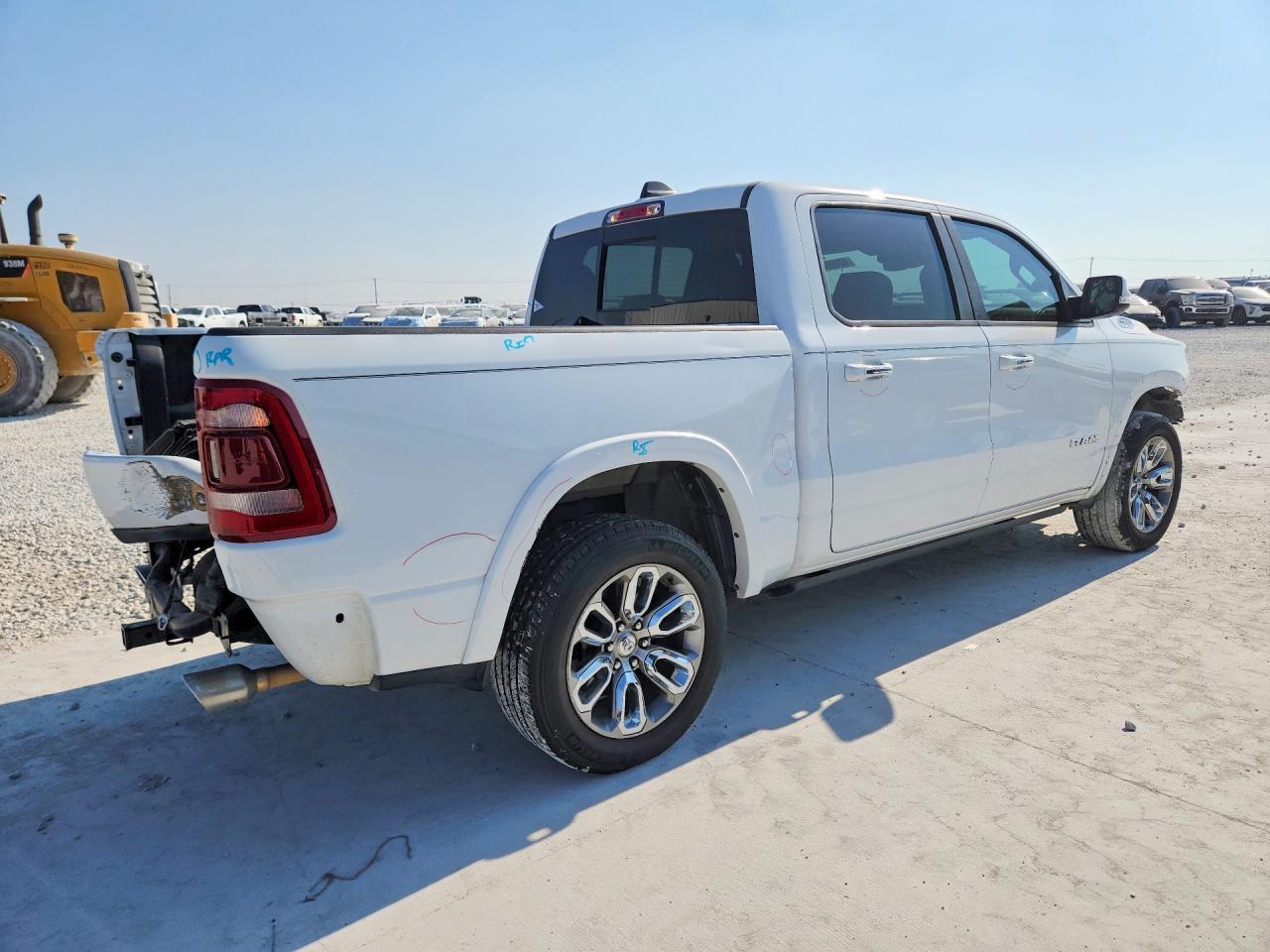 2021 RAM 1500 LARAMIE — снимка 3