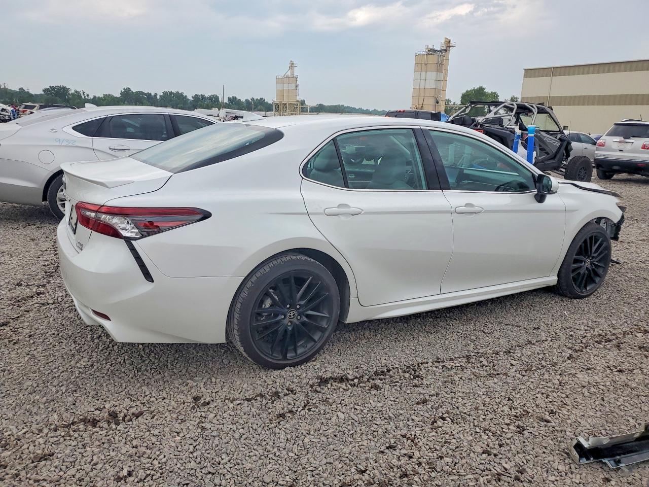 2024 TOYOTA CAMRY XSE — снимка 3