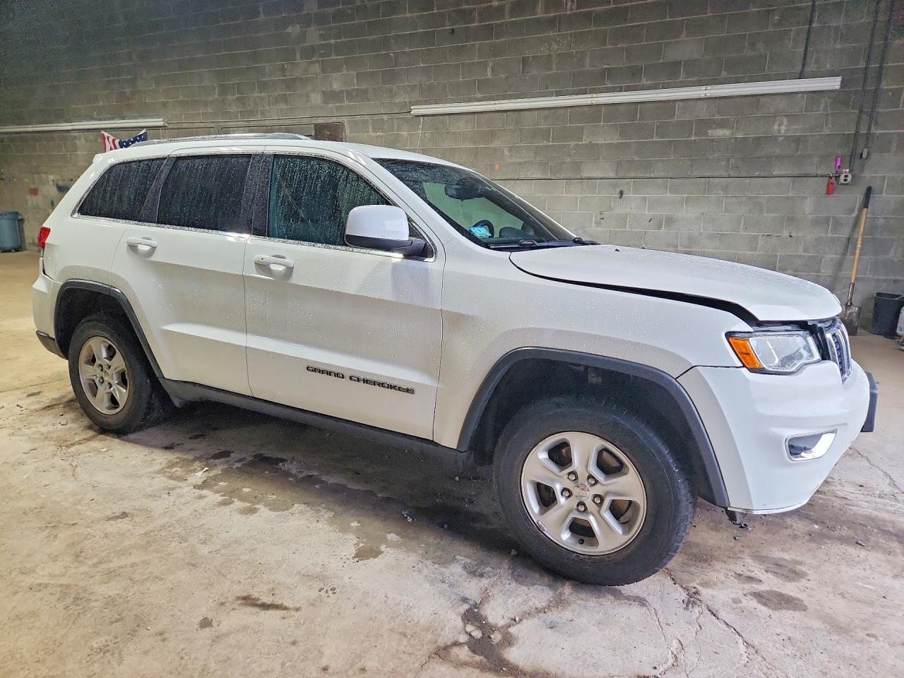 2017 JEEP GRAND CHEROKEE LAREDO — снимка 4