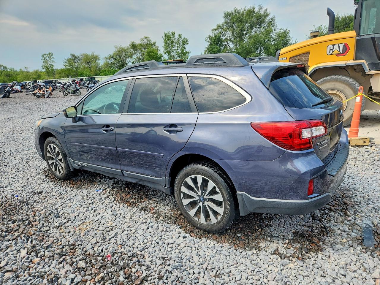 2015 SUBARU OUTBACK 2.5I LIMITED — снимка 2